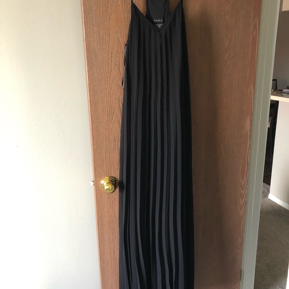 Black pleated gown